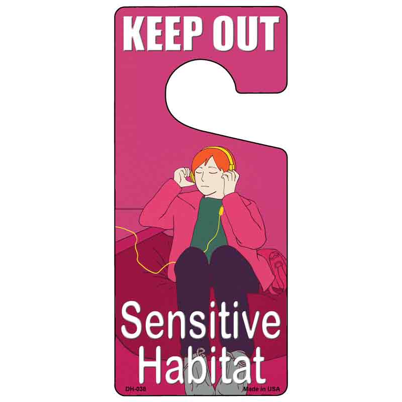 Sensitive Habitat Novelty Metal Door Hanger DH-038