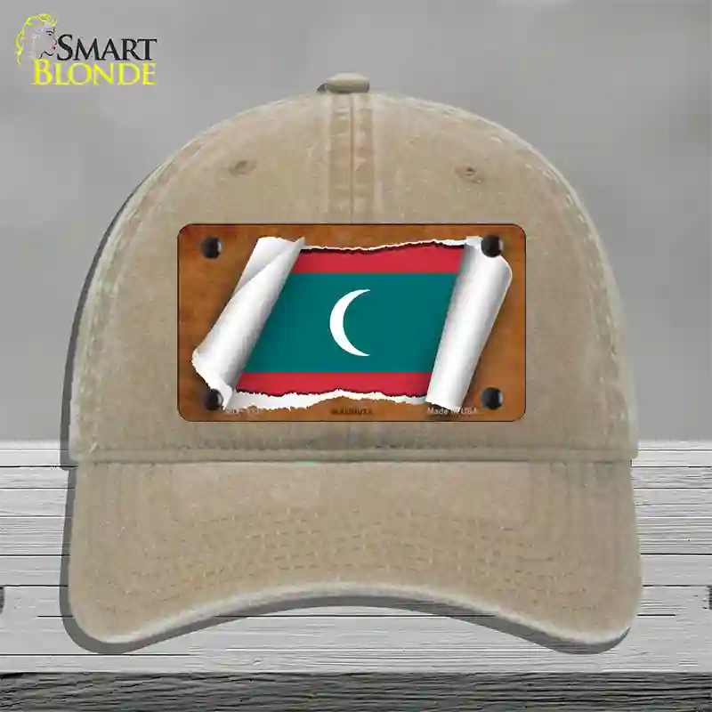 Maldives Flag Scroll Novelty License Plate Hat Unconstructed Cotton / Khaki