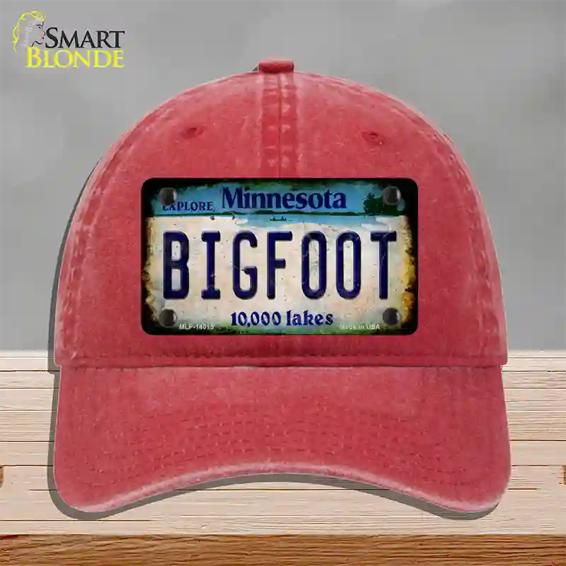 Bigfoot Minnesota Novelty License Plate Hat Tag Unconstructed Cotton / Red