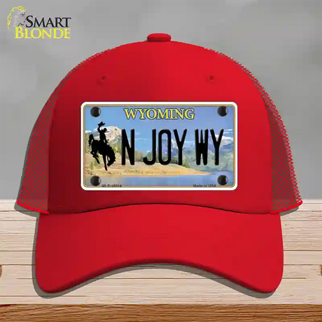 N Joy WY Wyoming Novelty License Plate Hat Mesh / Red