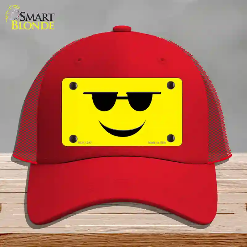 Sunglasses Cool Smiley Novelty License Plate Hat Mesh / Red