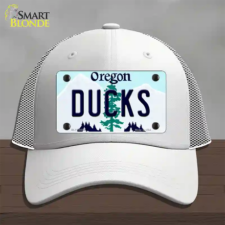 Ducks Oregon Novelty License Plate Hat Mesh / White