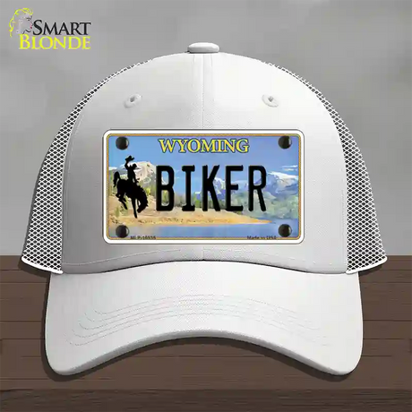 Biker Wyoming Novelty License Plate Hat Mesh / White