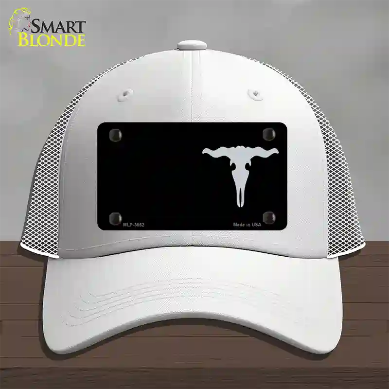 Cattle Skull Offset Novelty License Plate Hat Mesh / White