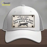 Gate Open Novelty License Plate Hat Mesh / White