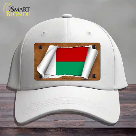 Madagascar Flag Scroll Novelty License Plate Hat Cotton / White