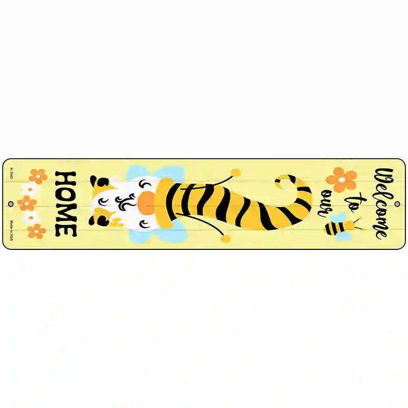 Gnome Bee Welcome Home Vertical Novelty Metal Street Sign 18" x 4" (K)