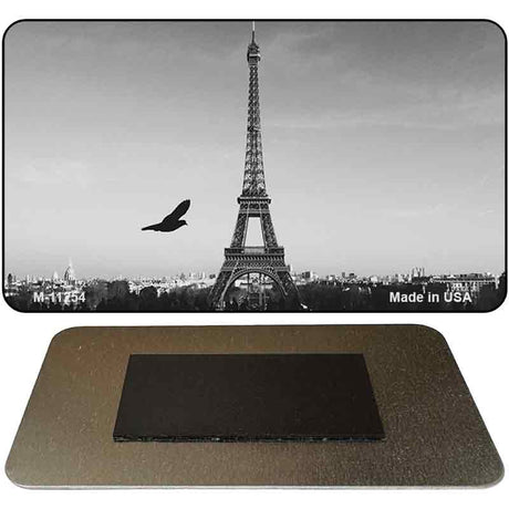 Eiffel Tower Black and White With Bird Novelty Magnet M-11254