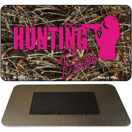 Hunting Babe Novelty Metal Magnet M-5262