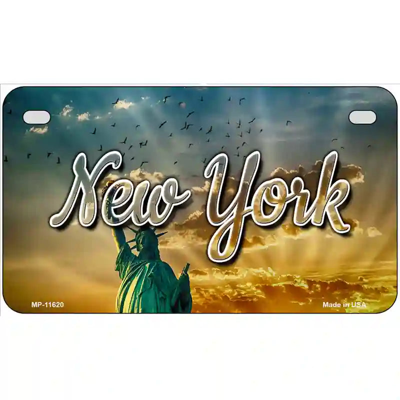 New York Lady Liberty Skyline Novelty Metal State License Plate 7" x 4" (MP)