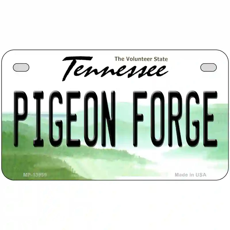 Pigeon Forge Tennessee Novelty Metal License Plate Tag 7" x 4" (MP)