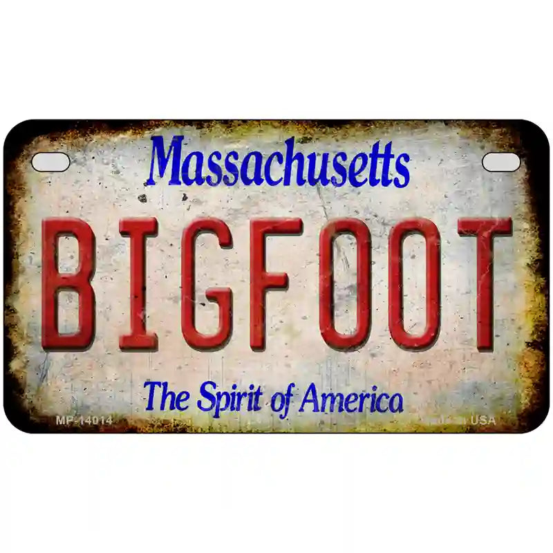 Bigfoot Massachusetts Novelty Metal License Plate Tag 7" x 4" (MP)