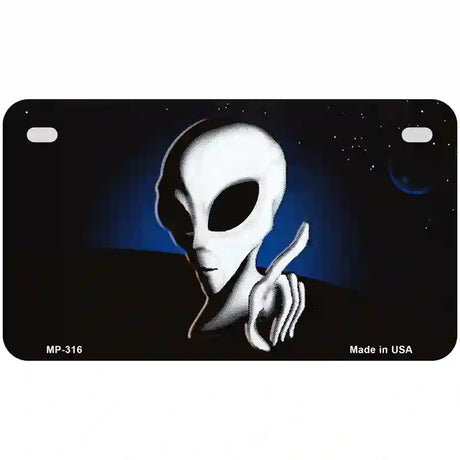 Space Alien Metal Novelty License Plate 7" x 4" (MP)