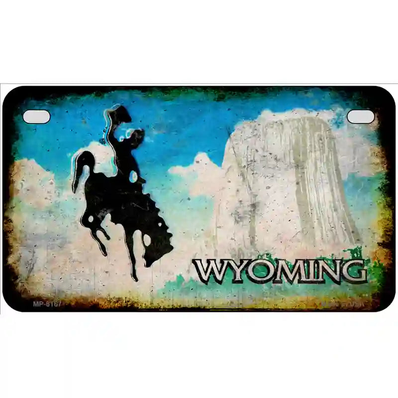 Wyoming State Rusty Novelty Metal License Plate 7" x 4" (MP)